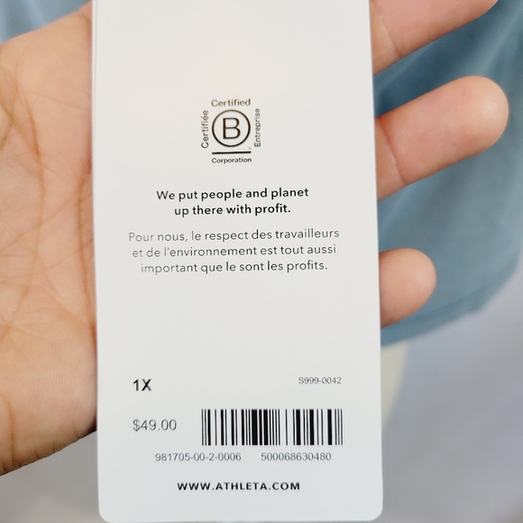 NWT Athleta Shanti Crop Tank 3.0 - Picture 9 of 13